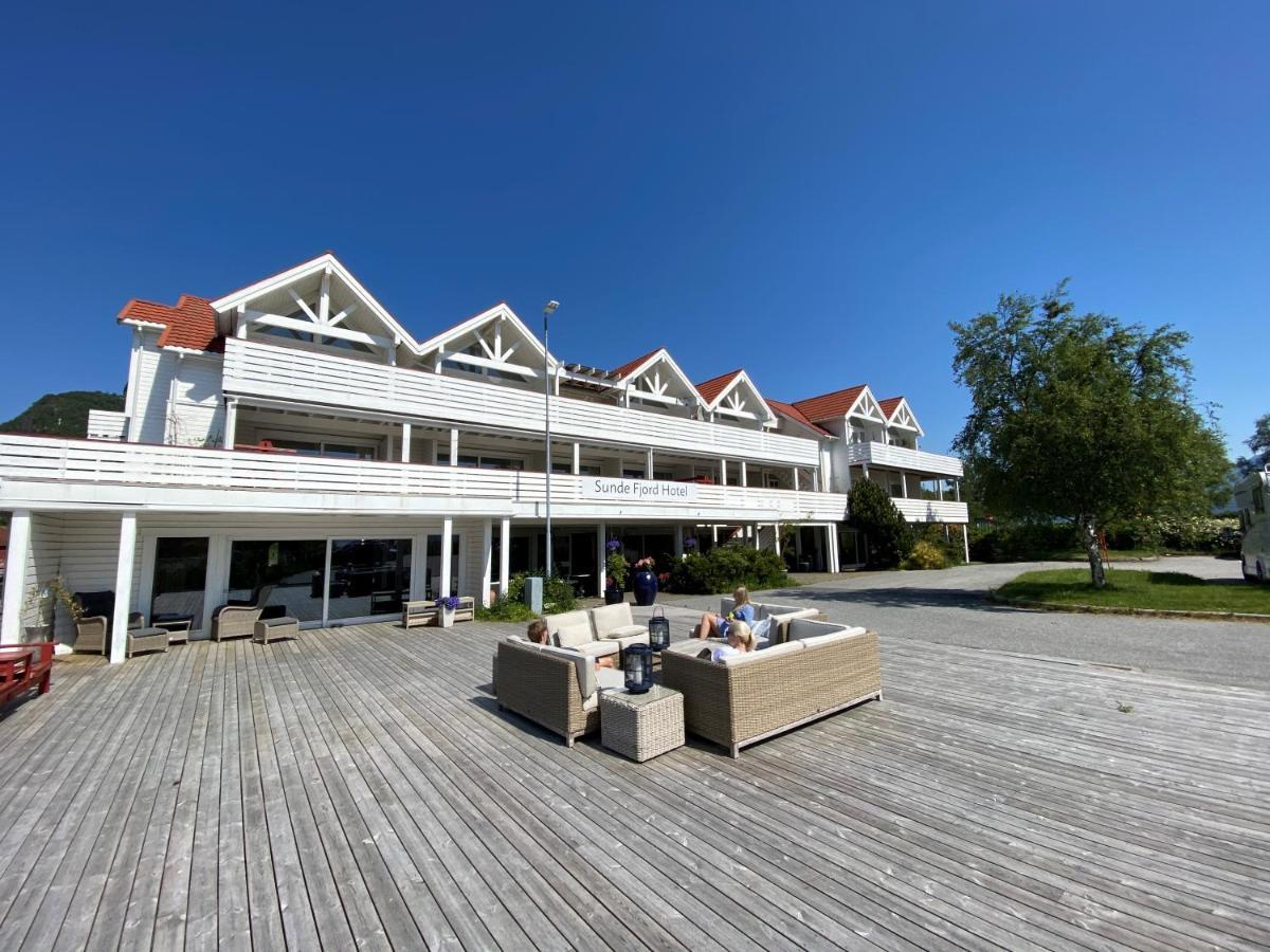 Sunde Fjord Hotel, Free And Easy Parking Solavagen Exterior foto